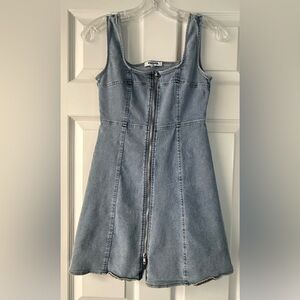 RSQ denim zip-front sleeveless mini dress is a casual fit and flare style